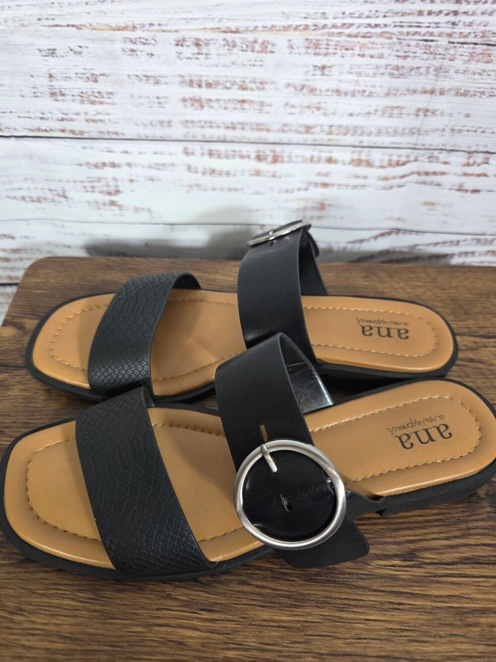 ANA A New Approach Black Strappy Slide Sandals Silver Buckly Women's 8.5